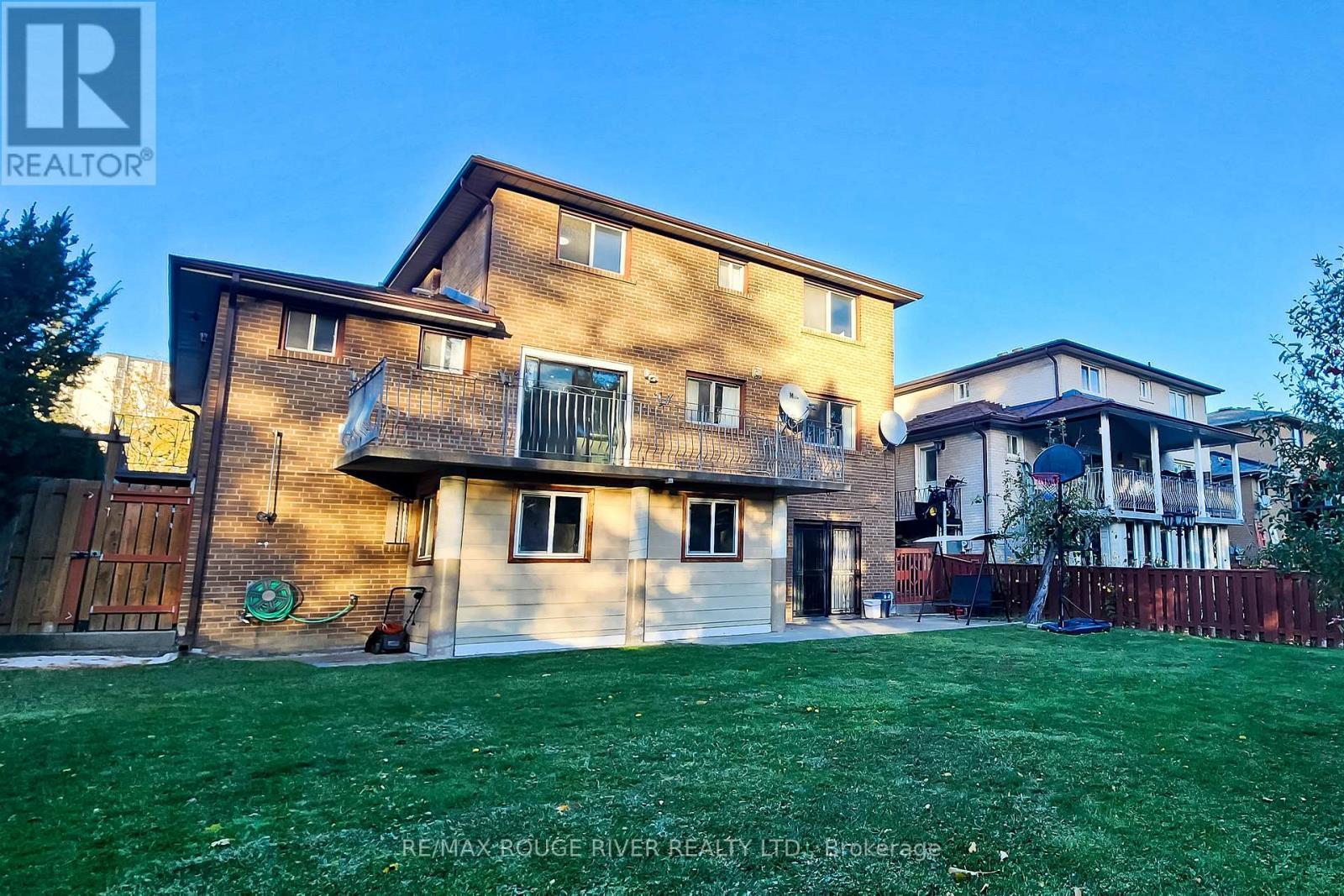 22 Annabelle Drive, Toronto, ON - Outdoor