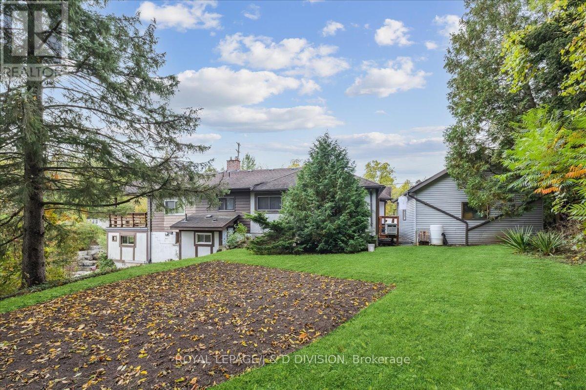7095 Guelph Line, Milton, ON - Outdoor