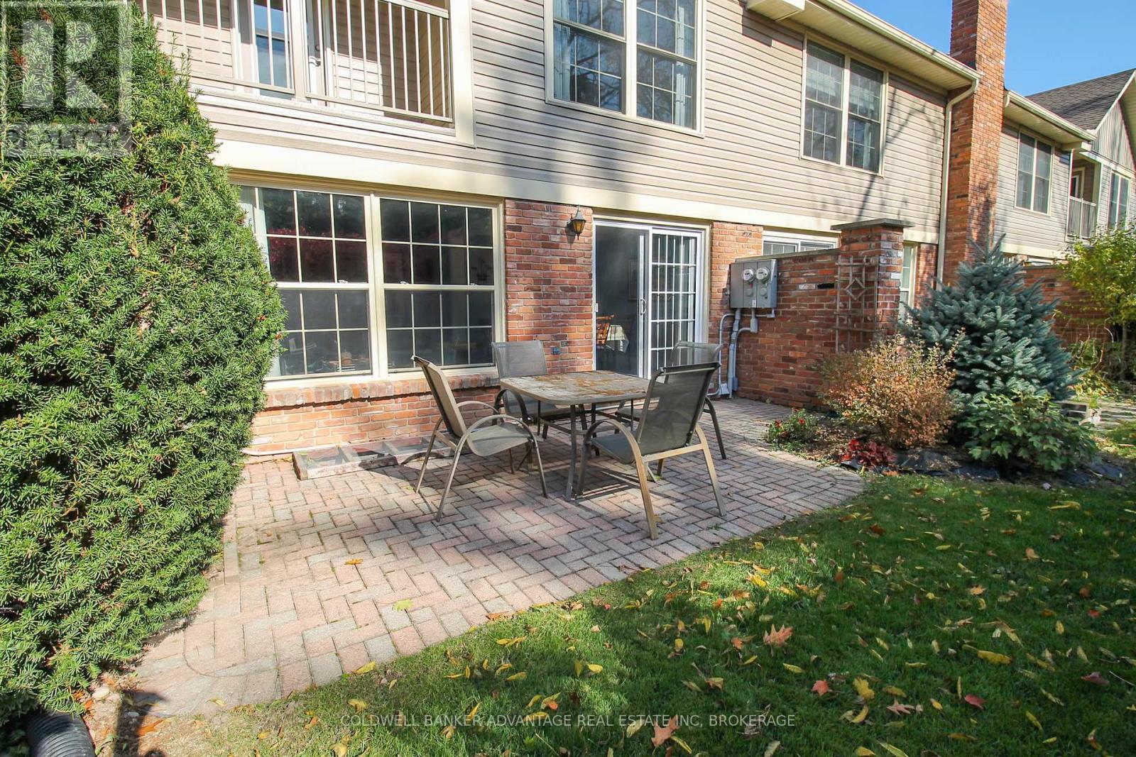 18 - 1599 Pelham Street, Pelham (Fonthill), ON - Outdoor With Deck Patio Veranda