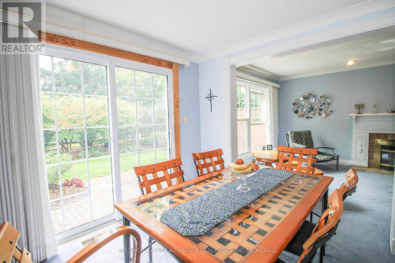 18 - 1599 Pelham Street, Pelham (Fonthill), ON - Indoor With Fireplace