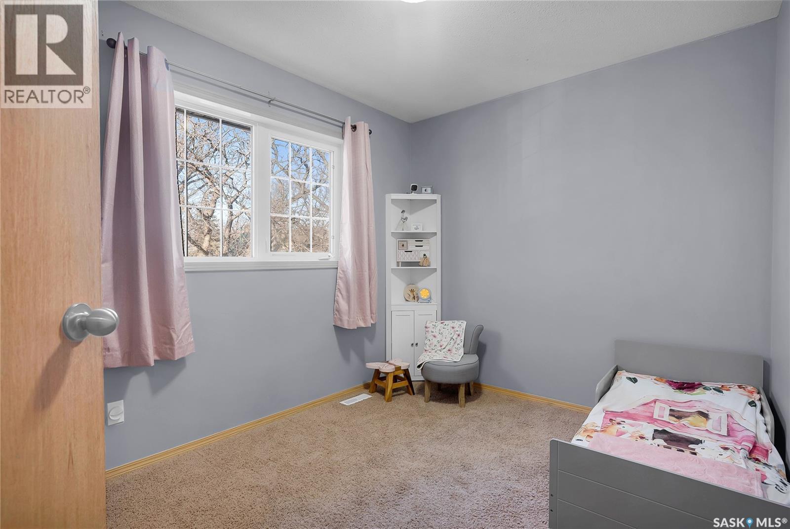 214 E Avenue N, Saskatoon, SK