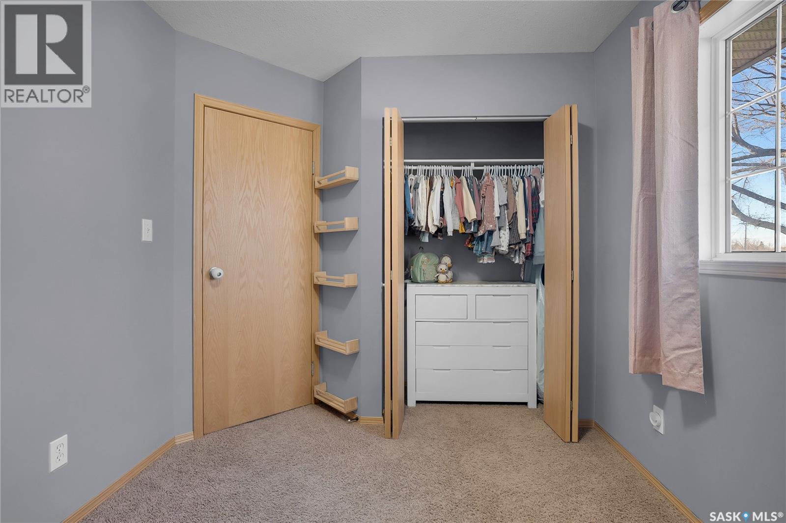 214 E Avenue N, Saskatoon, SK