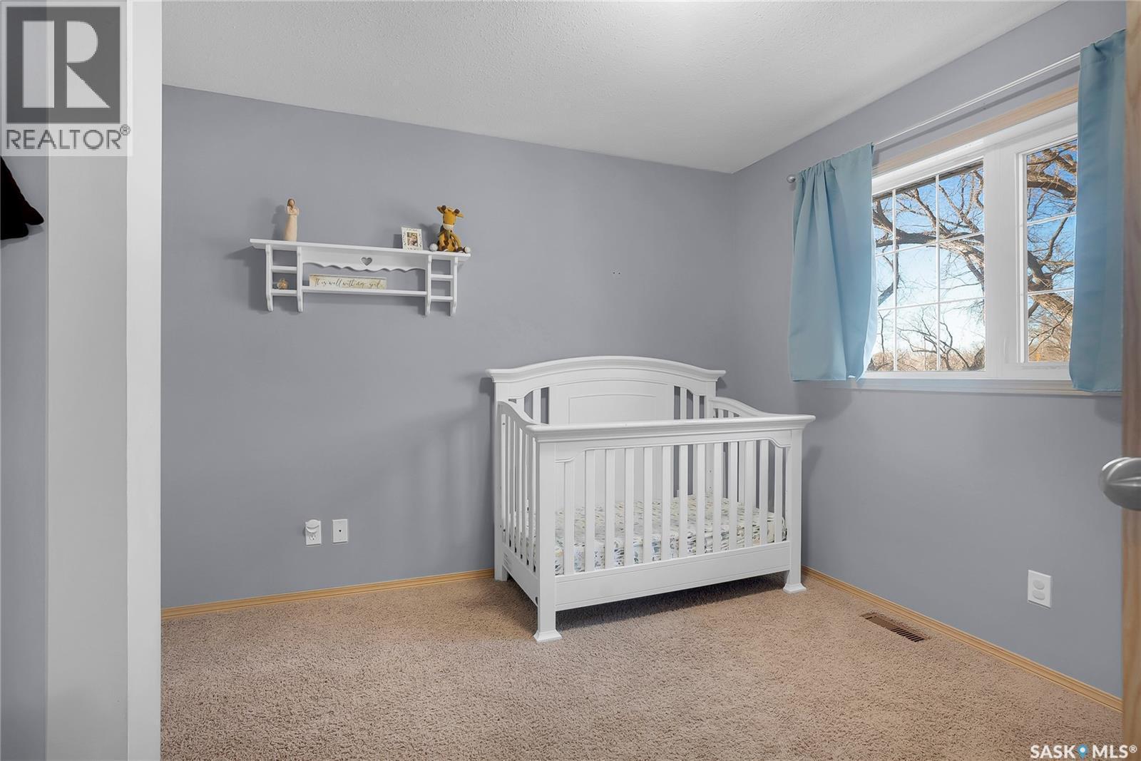 214 E Avenue N, Saskatoon, SK