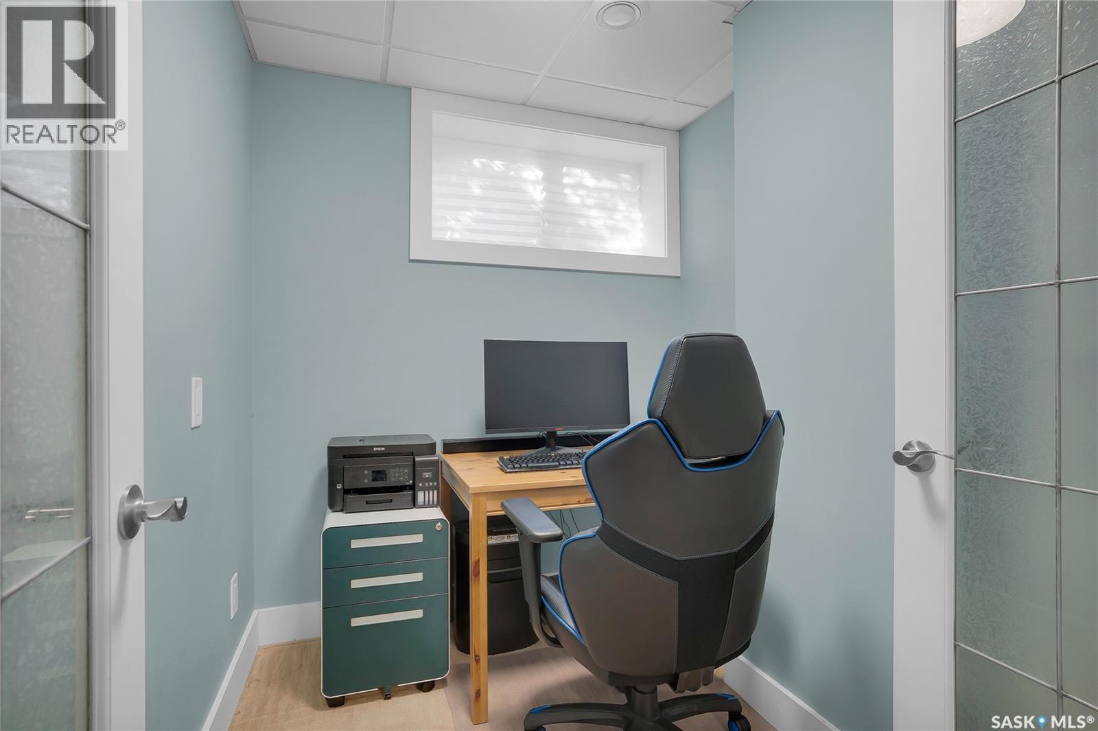 214 E Avenue N, Saskatoon, SK