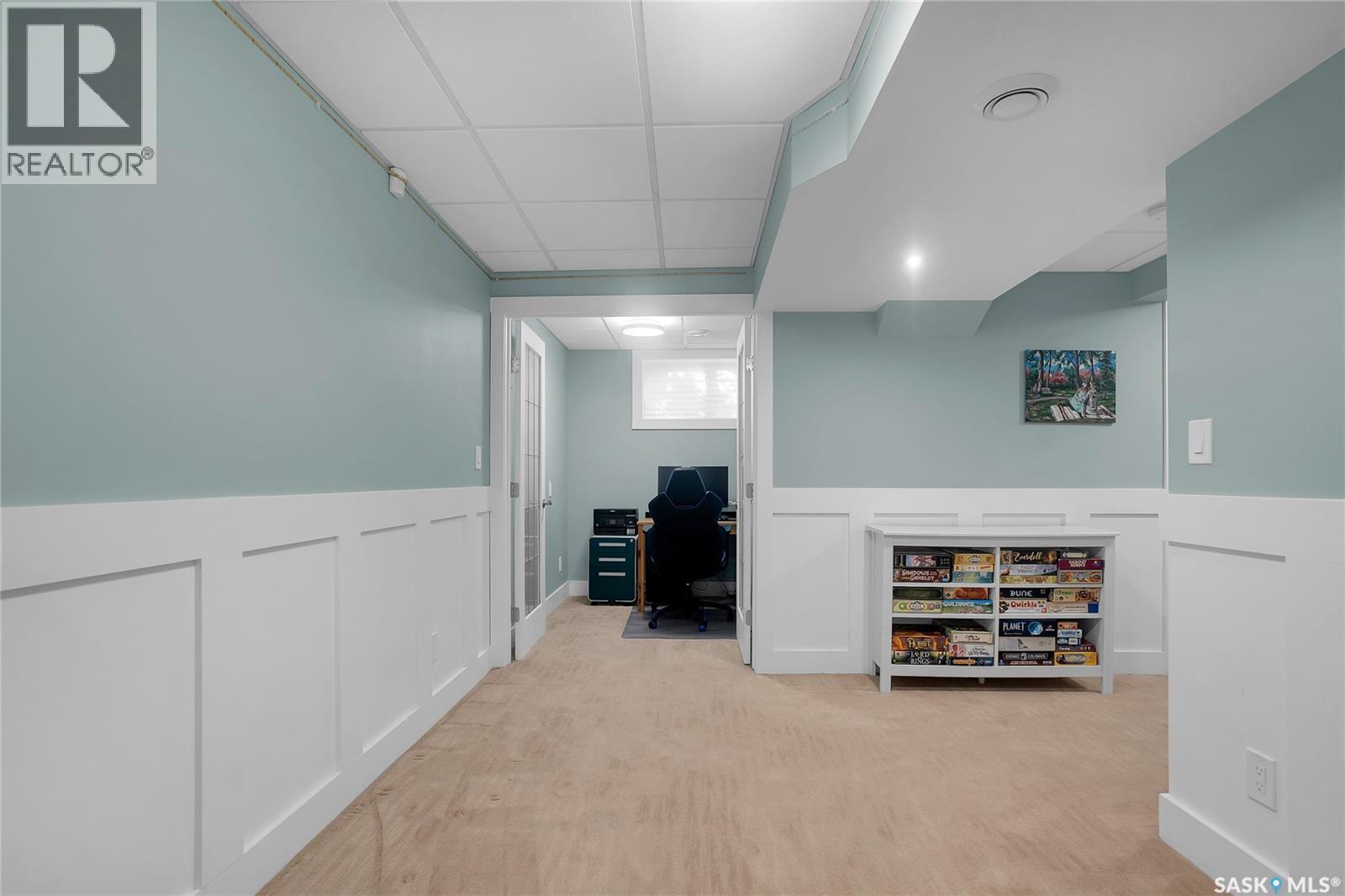 214 E Avenue N, Saskatoon, SK