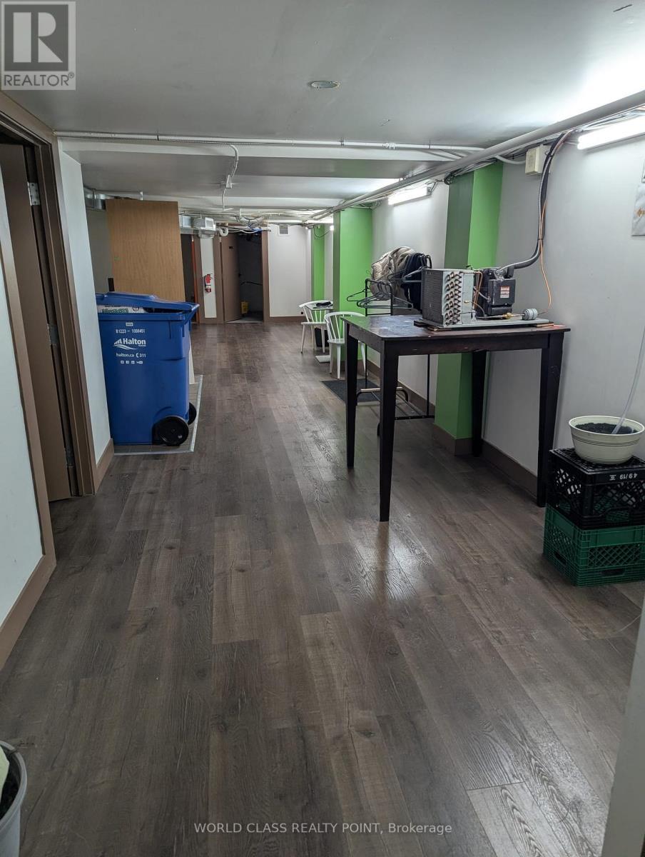 326 Kerr Street, Oakville, ON