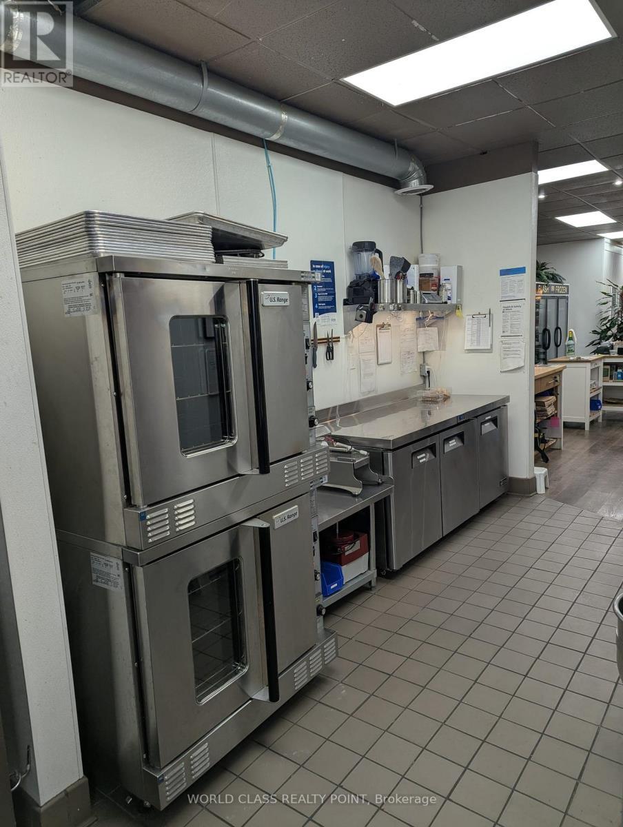 326 Kerr Street, Oakville, ON