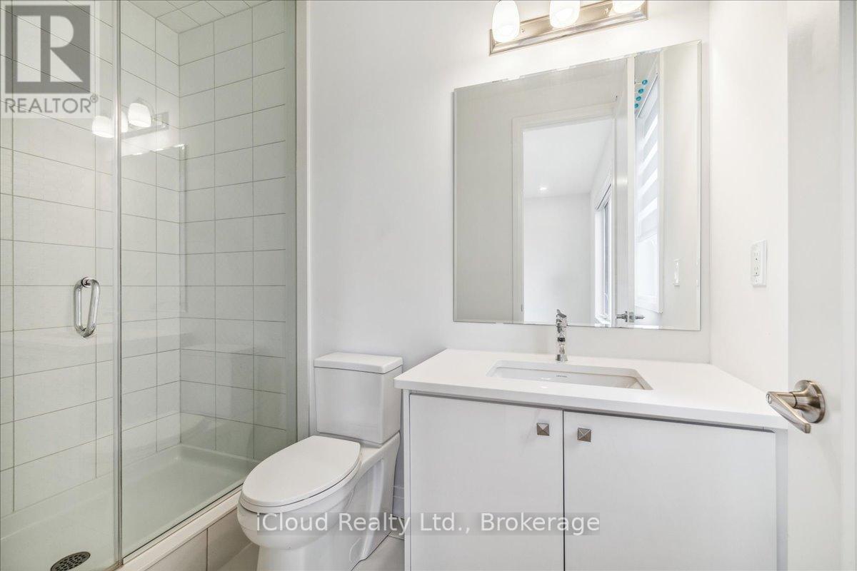 925 Hickory Crescent, Milton, ON - Indoor Photo Showing Bathroom