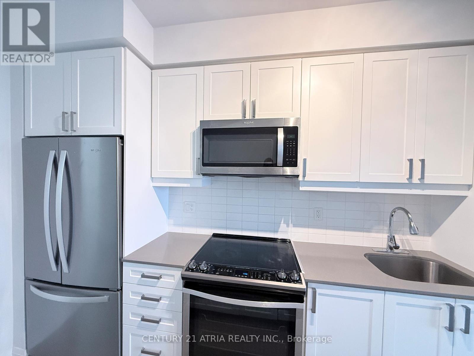 1711 - 7895 Jane Street, Vaughan, ON - Indoor Photo Showing Kitchen