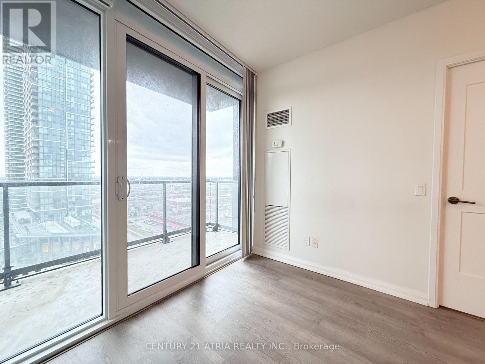 1711 - 7895 Jane Street, Vaughan, ON - Indoor Photo Showing Other Room