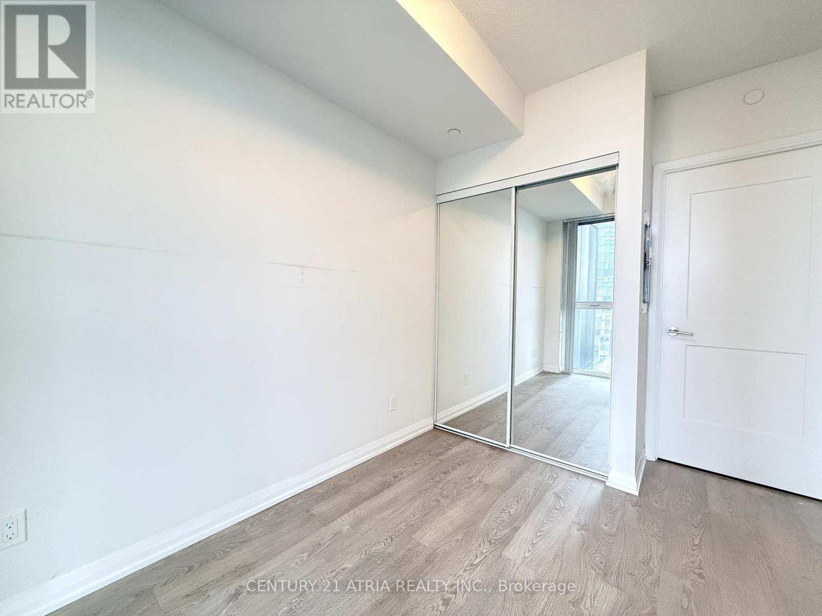1711 - 7895 Jane Street, Vaughan, ON - Indoor Photo Showing Other Room