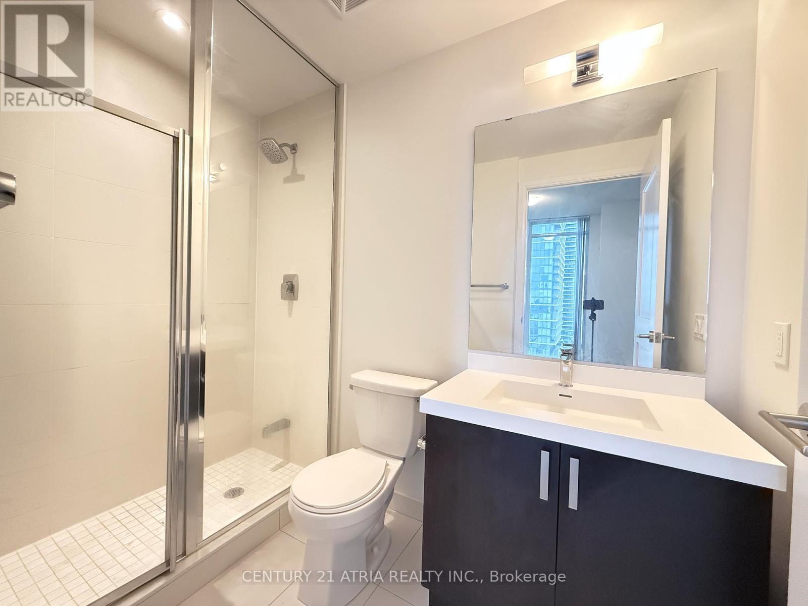 1711 - 7895 Jane Street, Vaughan, ON - Indoor Photo Showing Bathroom