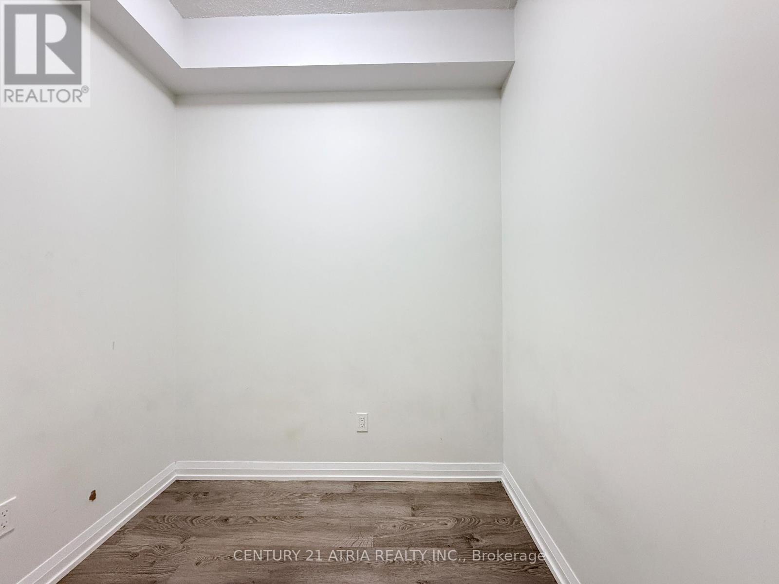 1711 - 7895 Jane Street, Vaughan, ON - Indoor Photo Showing Other Room
