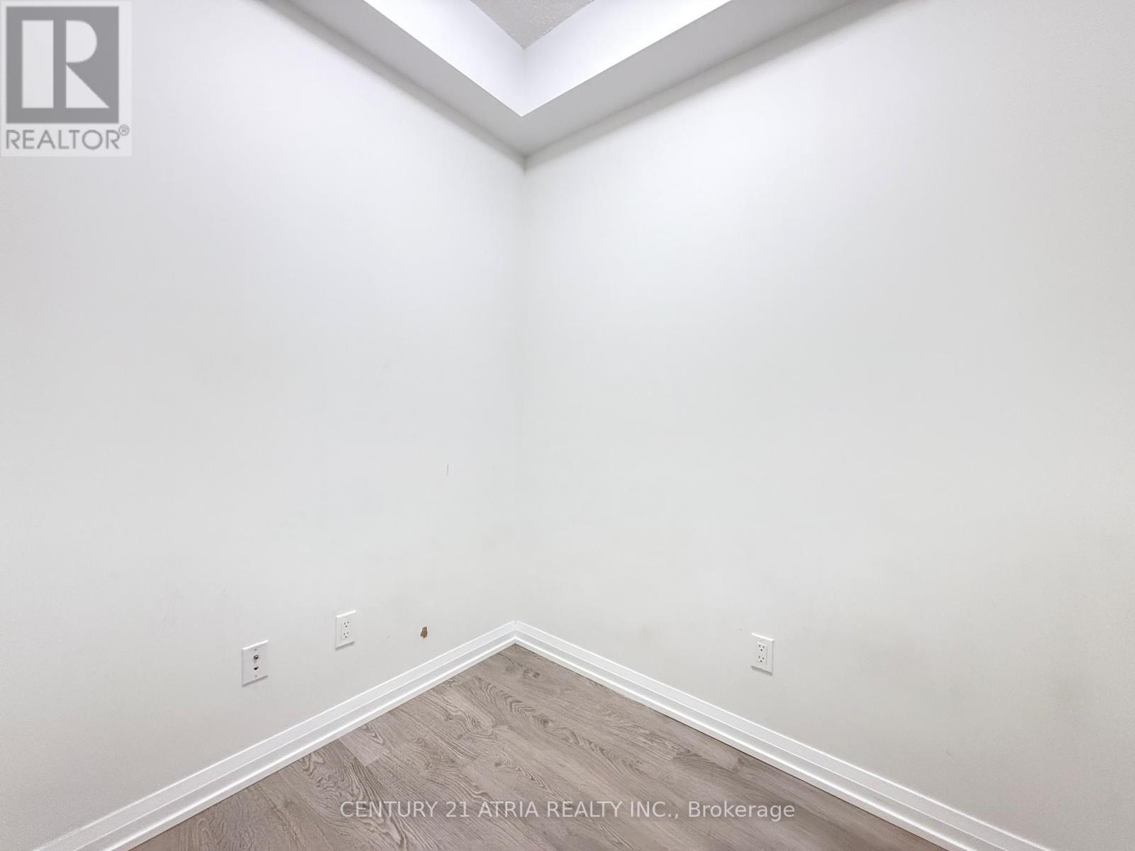 1711 - 7895 Jane Street, Vaughan, ON - Indoor Photo Showing Other Room