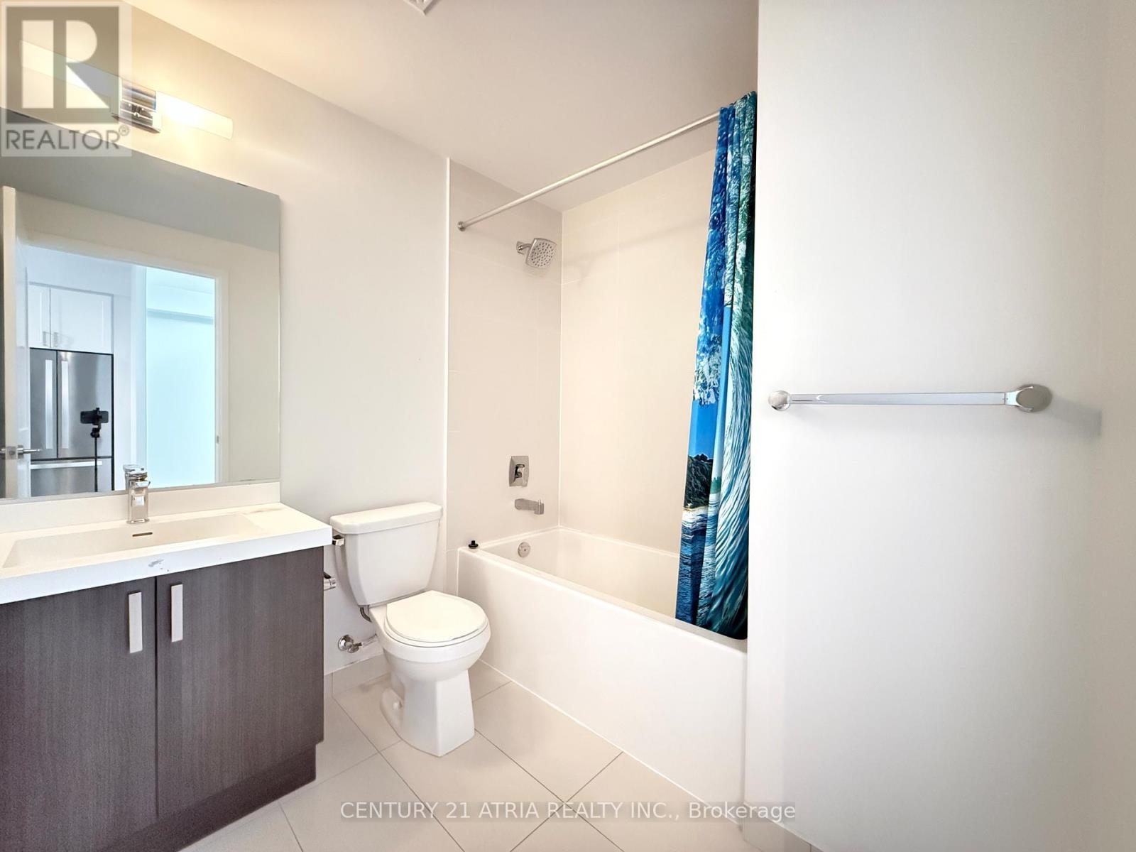 1711 - 7895 Jane Street, Vaughan, ON - Indoor Photo Showing Bathroom