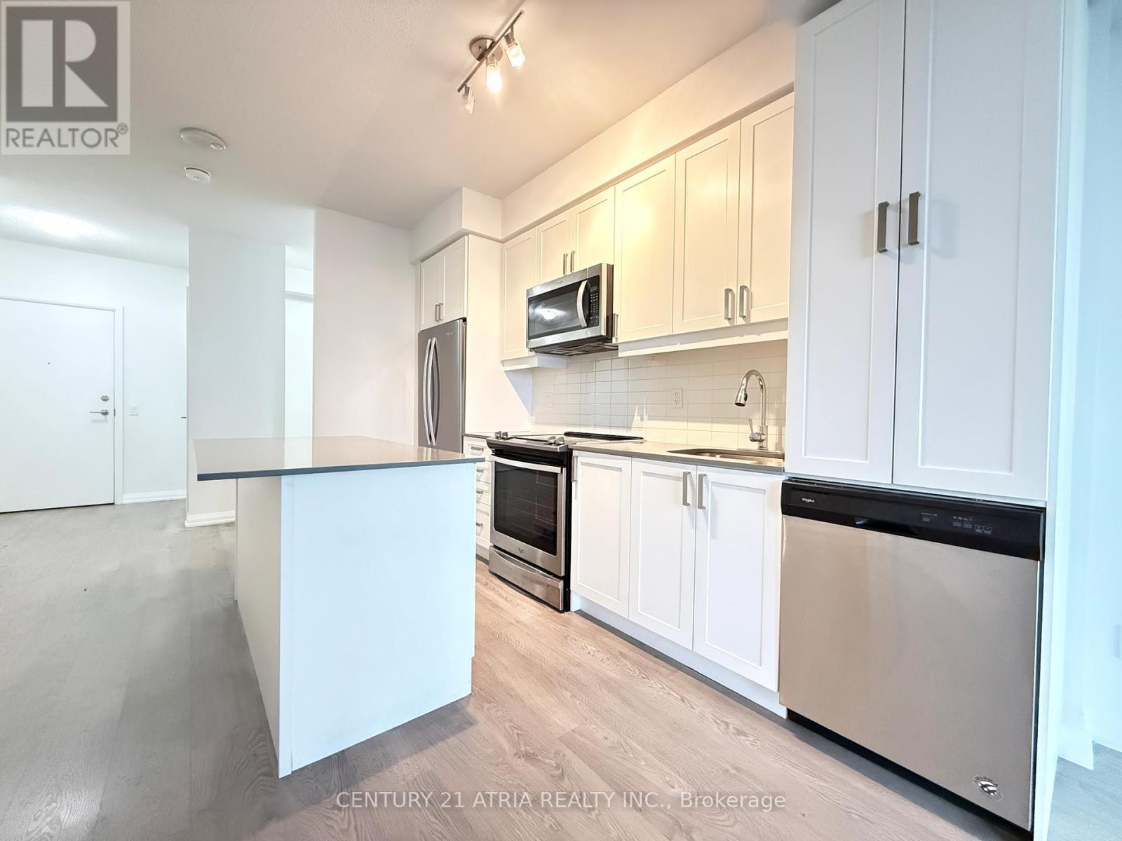 1711 - 7895 Jane Street, Vaughan, ON - Indoor Photo Showing Kitchen