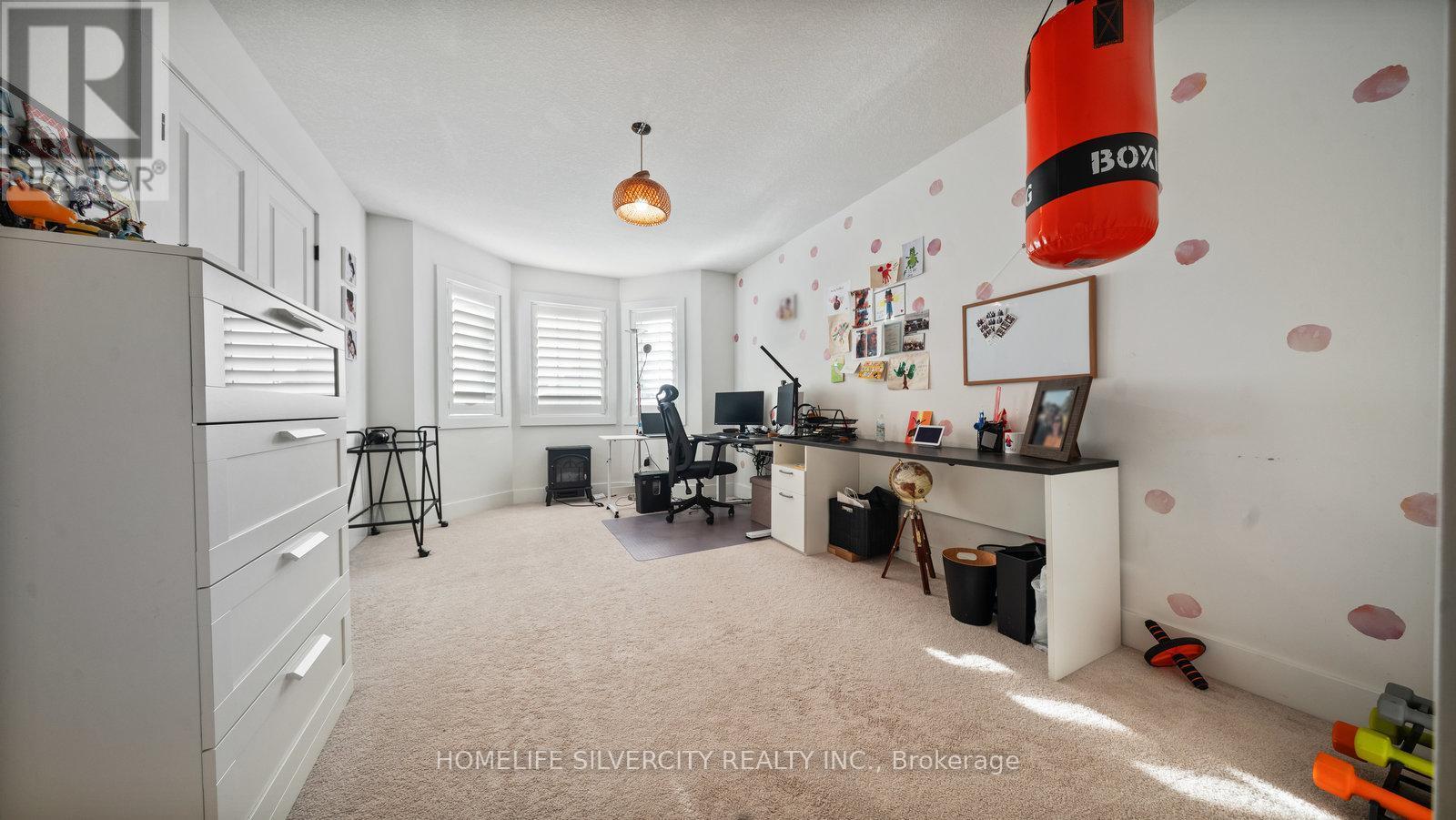 93 Gillespie Drive, Brantford, ON - Indoor