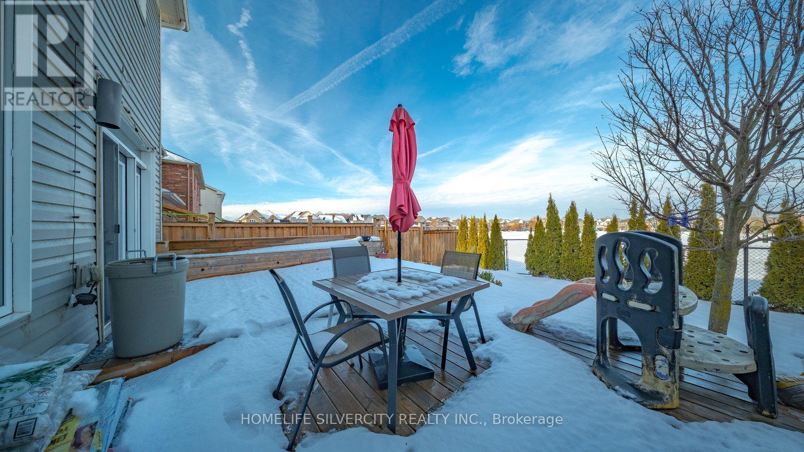 93 Gillespie Drive, Brantford, ON - Outdoor