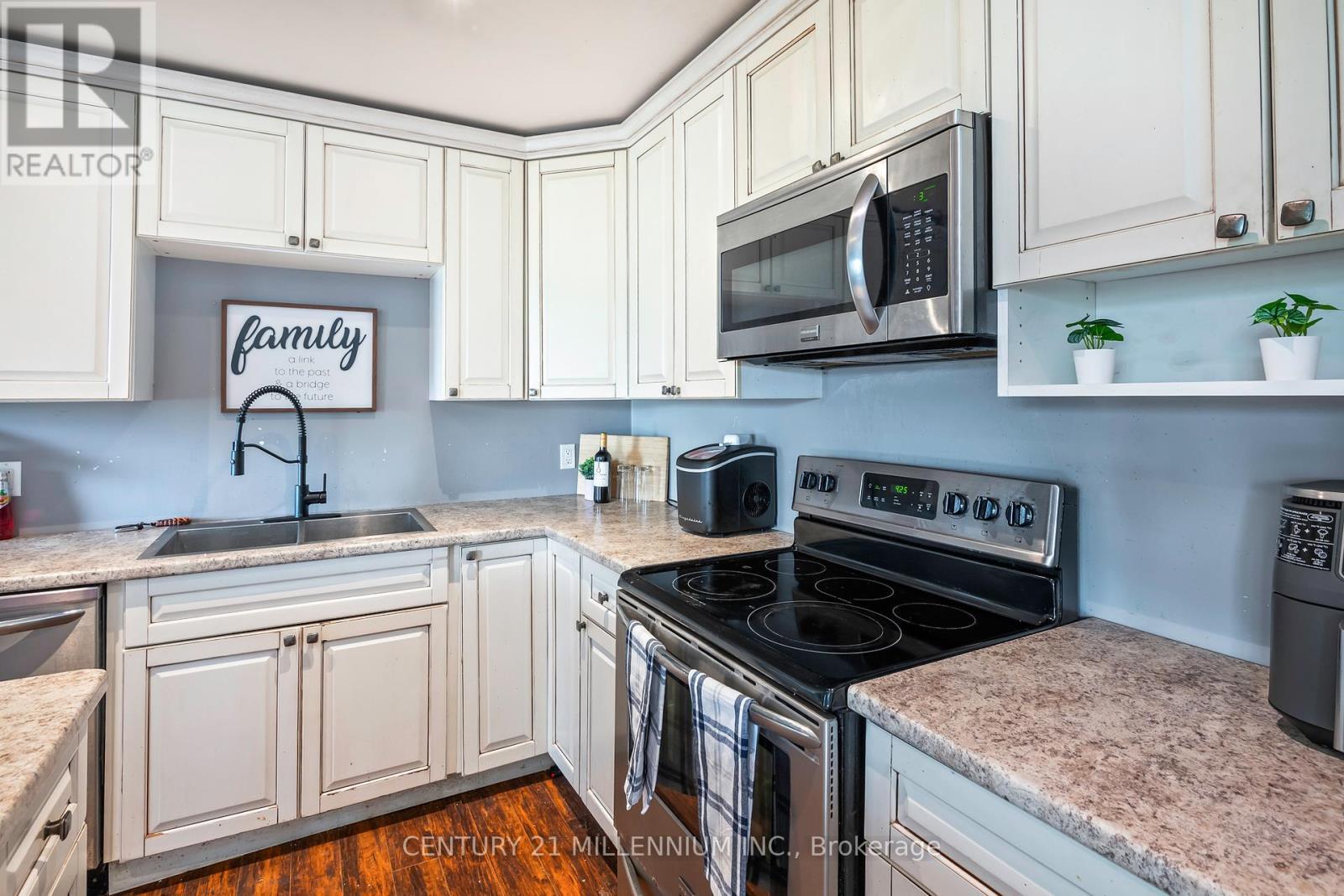 185452 Grey Road 9 Road, Southgate, ON