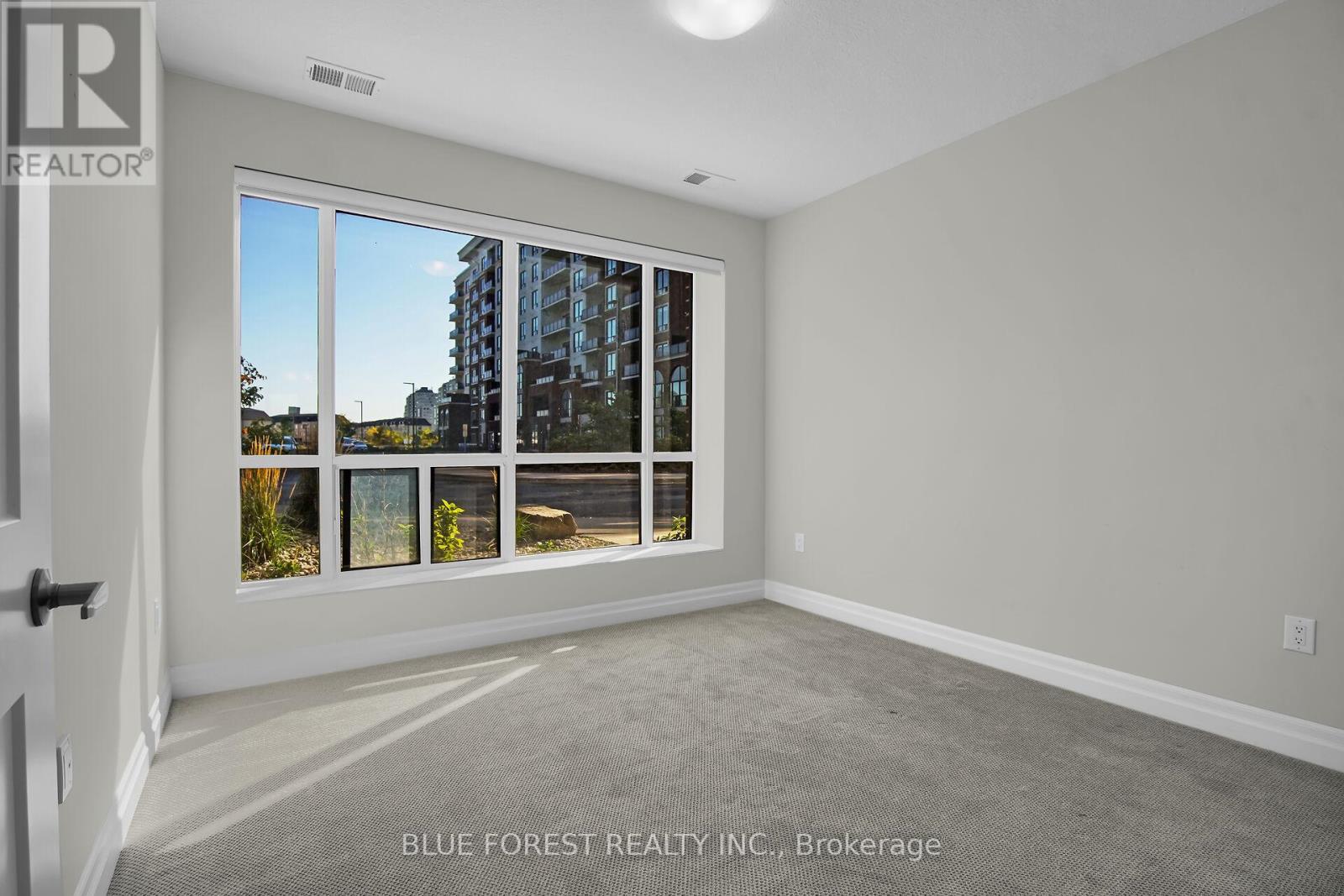 107 - 460 Callaway Road, London North (North R), ON - Indoor Photo Showing Other Room