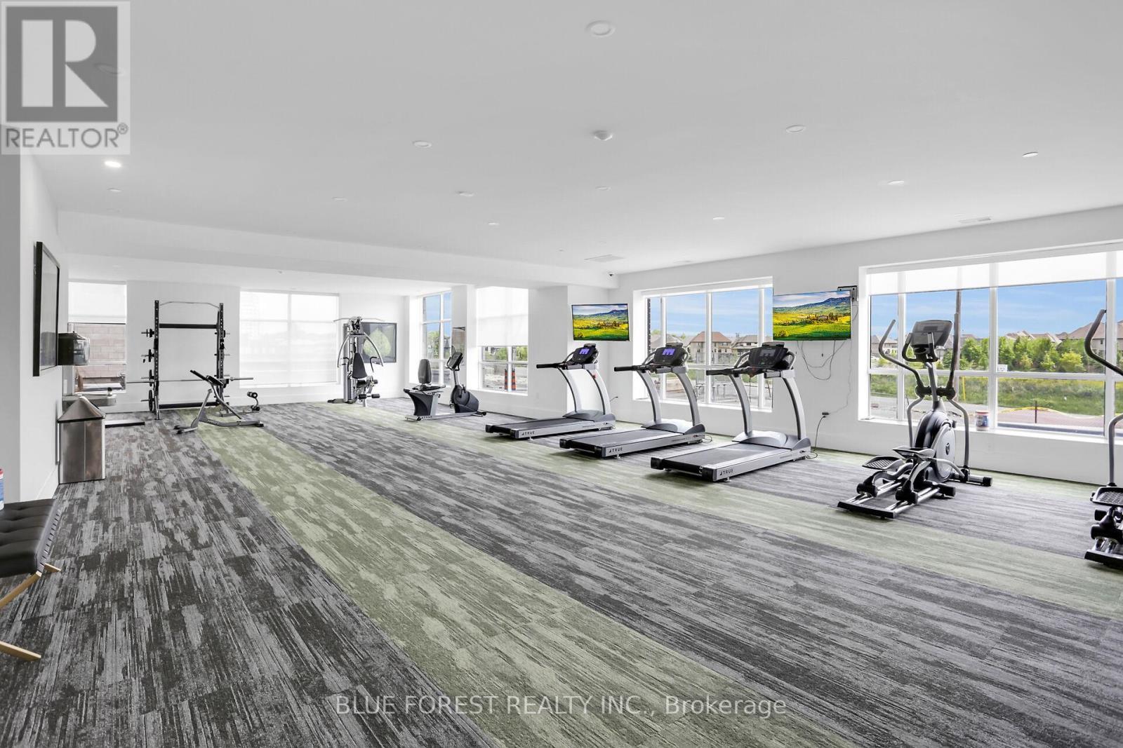 107 - 460 Callaway Road, London North (North R), ON - Indoor Photo Showing Gym Room