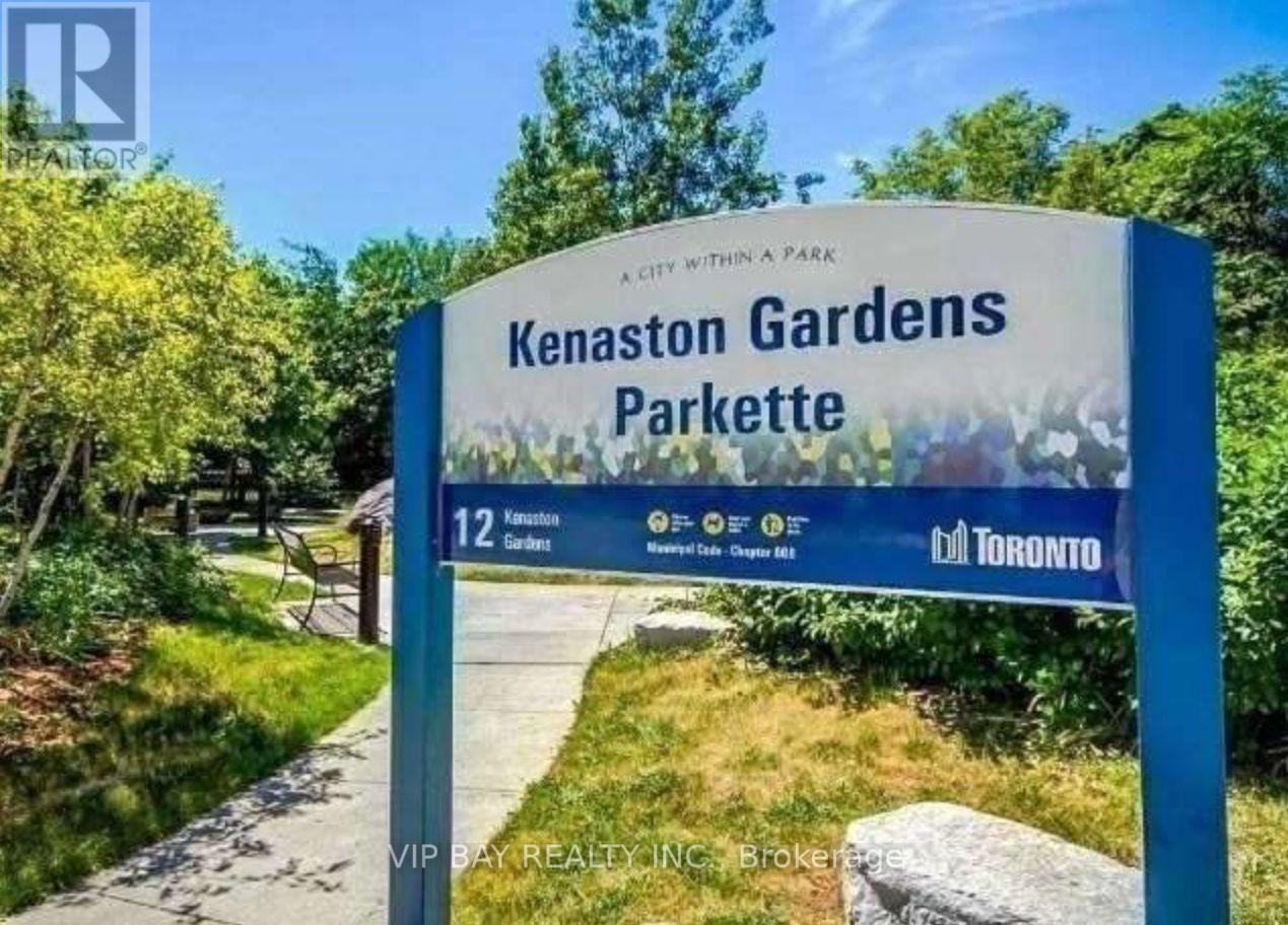 1708 - 18 Kenaston Gardens, Toronto, ON - Outdoor With View