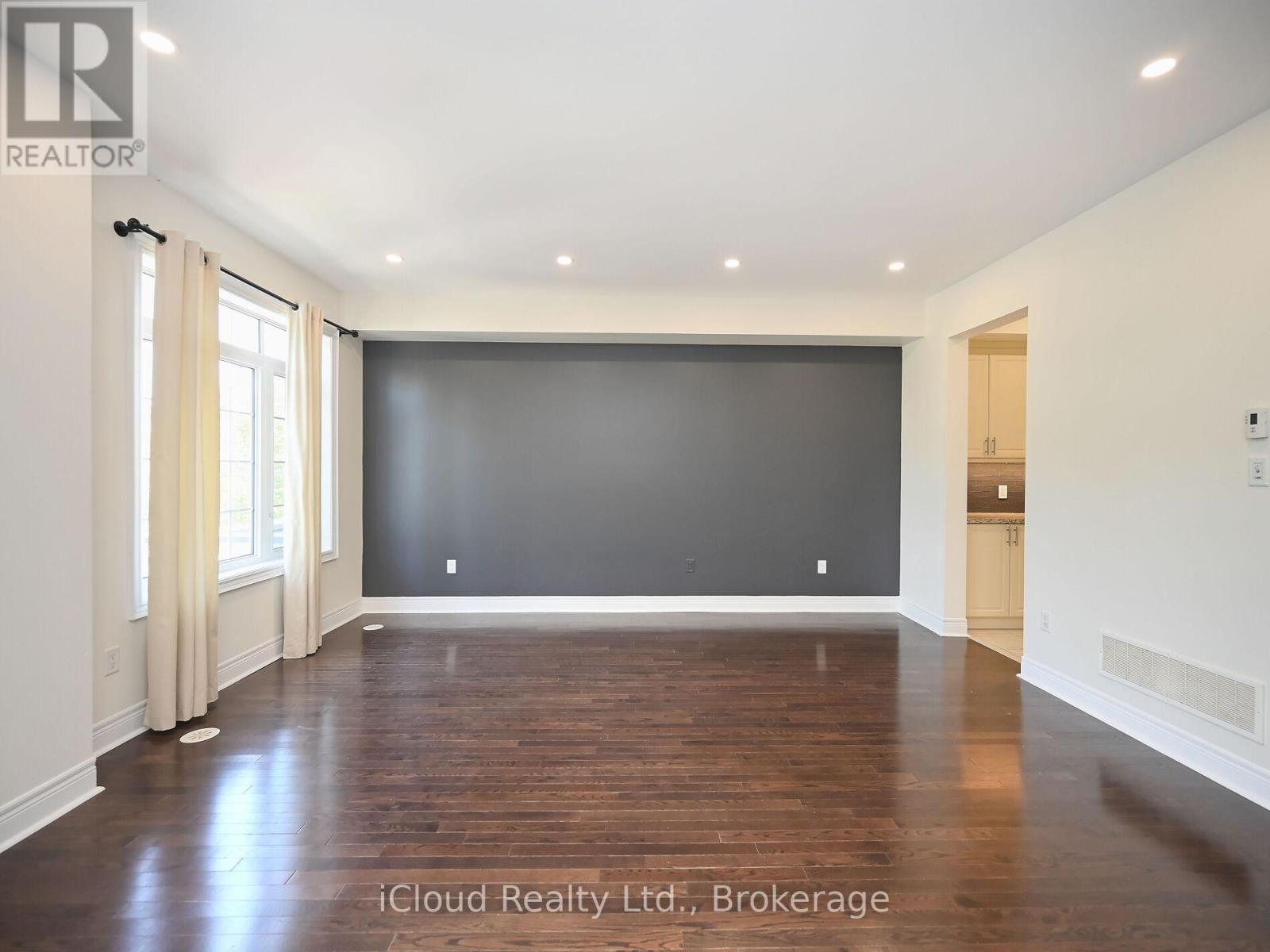 3069 Preserve Drive, Oakville, ON - Indoor Photo Showing Other Room