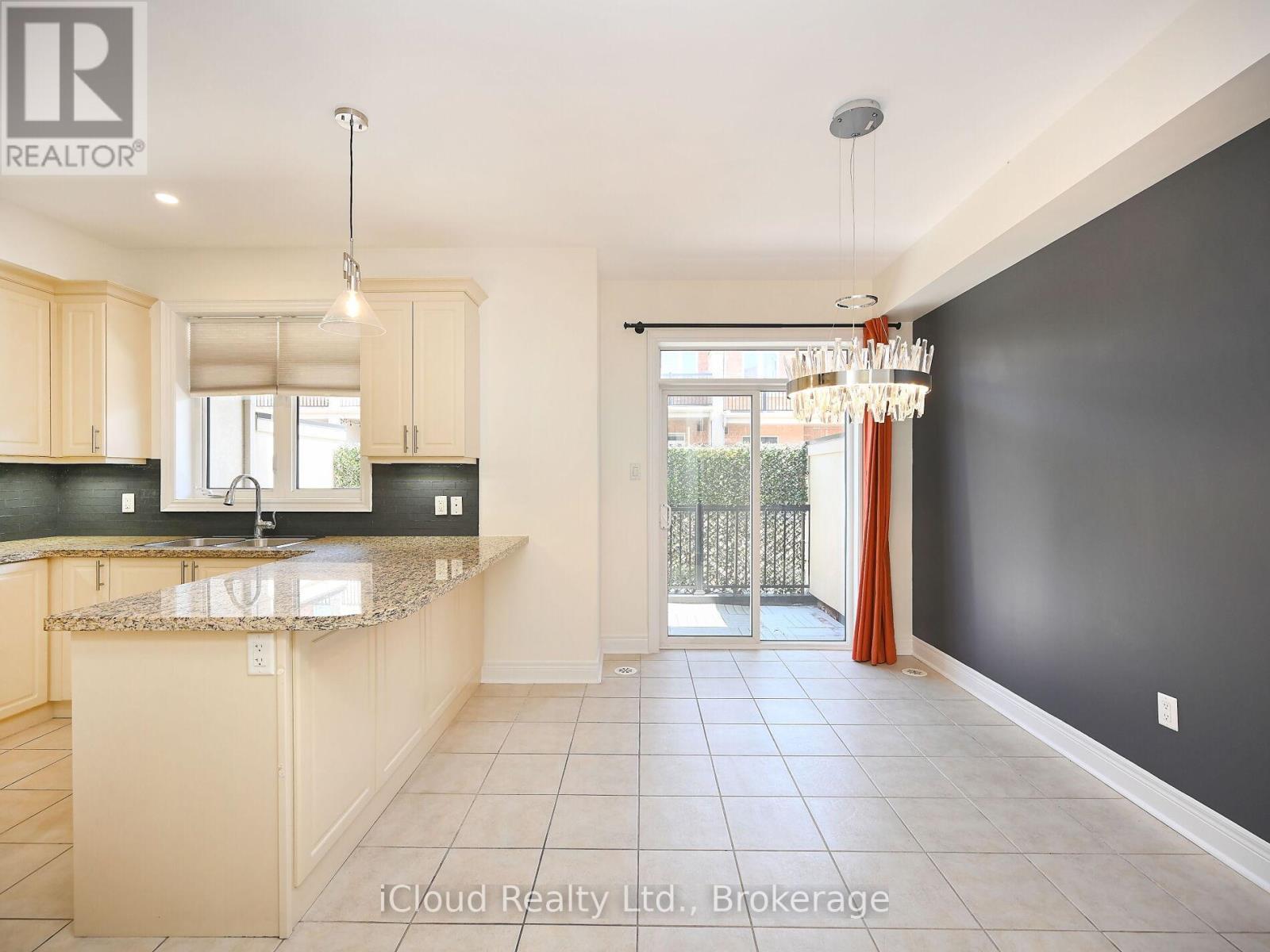 3069 Preserve Drive, Oakville, ON - Indoor With Storage