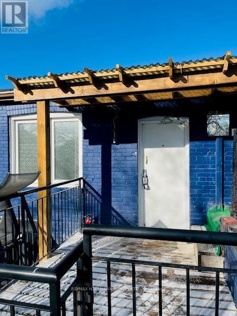 4 - 2961 Lakeshore Boulevard W, Toronto, ON