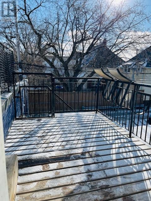 4 - 2961 Lakeshore Boulevard W, Toronto, ON