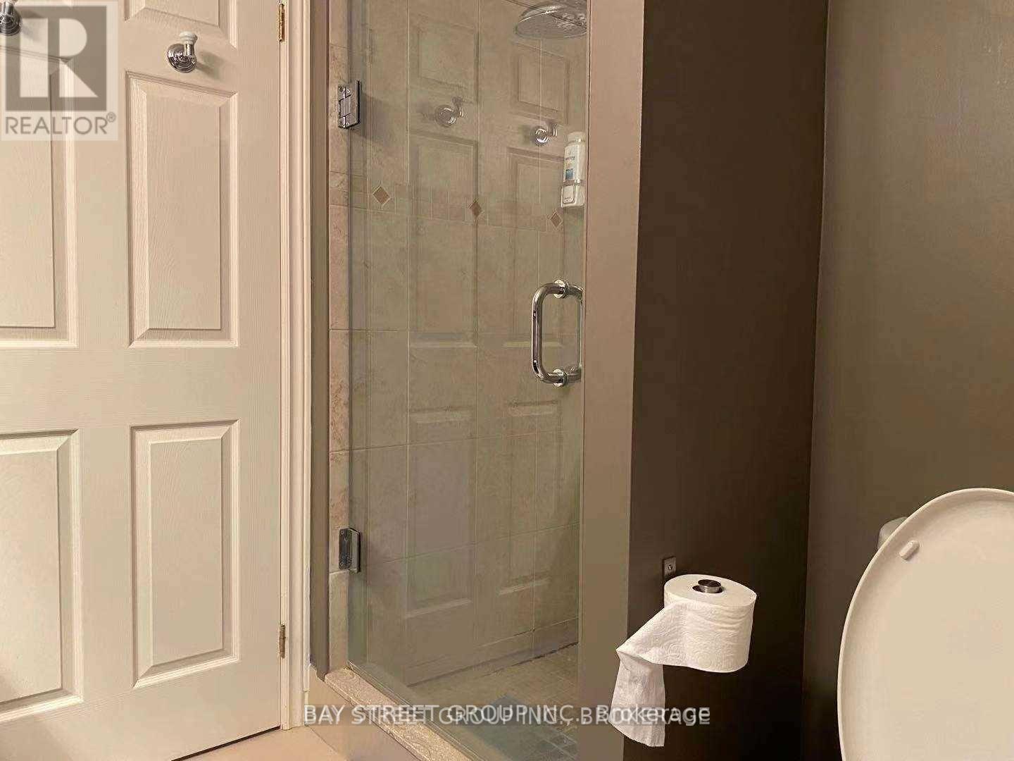 605 - 1071 Queens Avenue, Oakville, ON - Indoor Photo Showing Bathroom