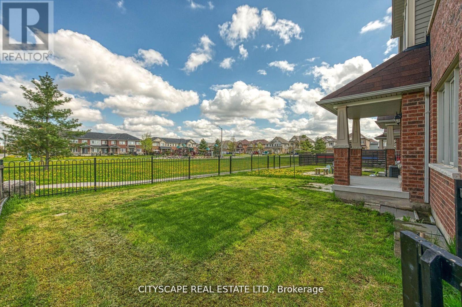 8485 Primrose Lane, Niagara Falls, ON - Outdoor