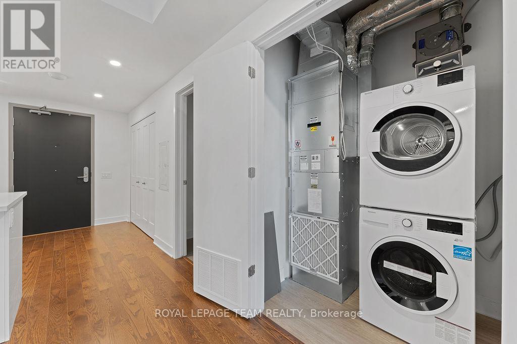 505 - 180 George Street, Ottawa, ON - Indoor Photo Showing Laundry Room