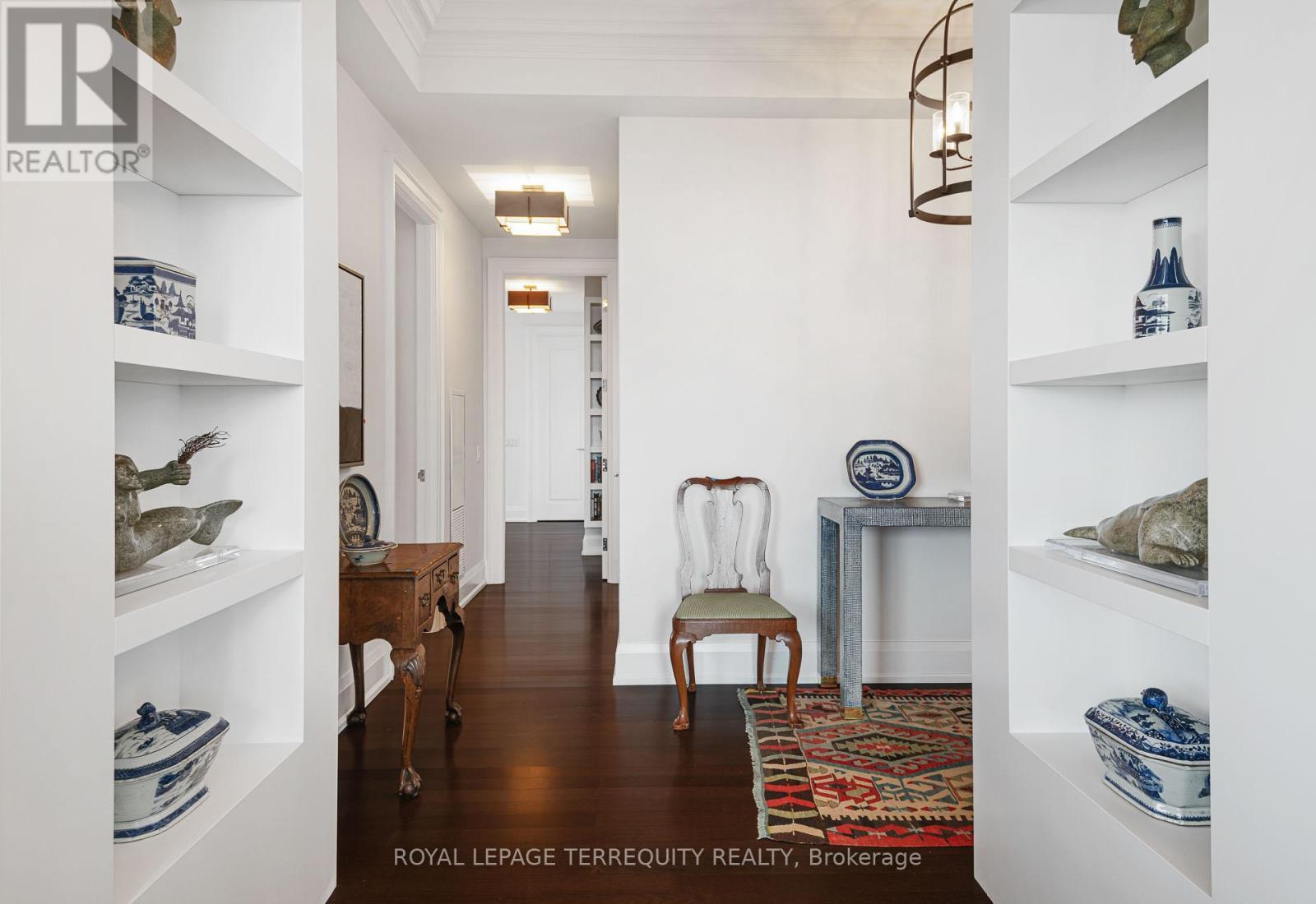 1804 - 88 Davenport Road, Toronto, ON - Indoor