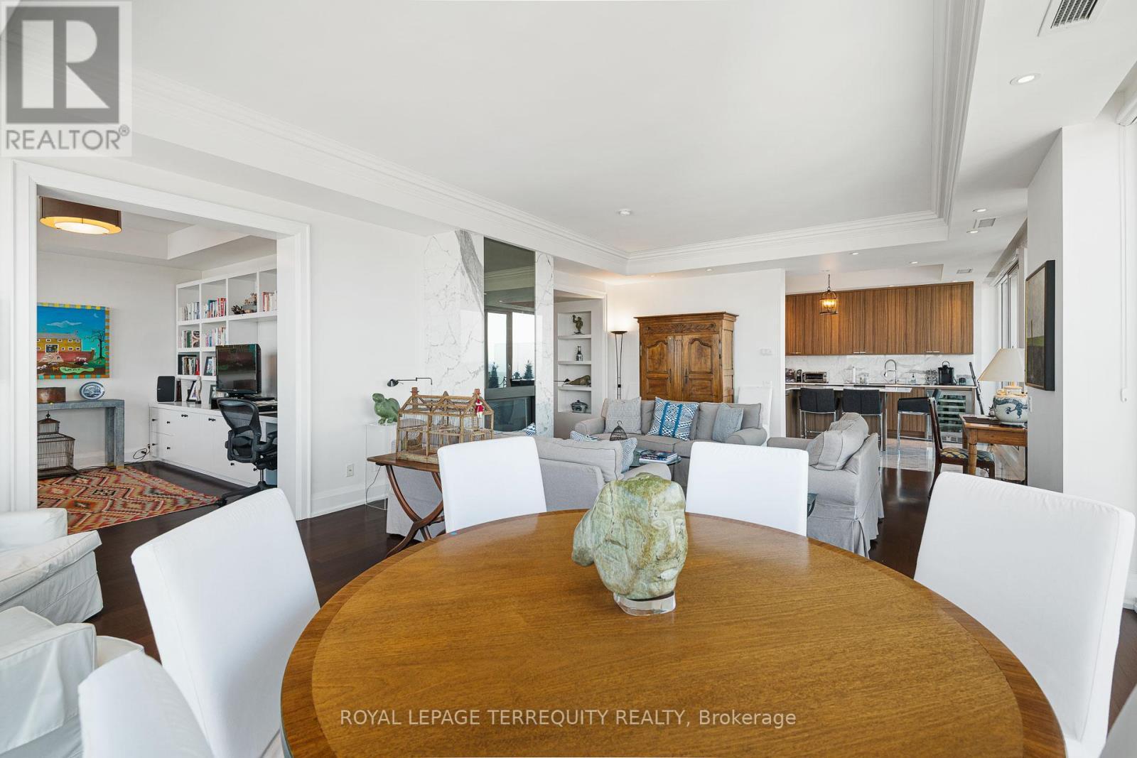 1804 - 88 Davenport Road, Toronto, ON - Indoor Photo Showing Dining Room