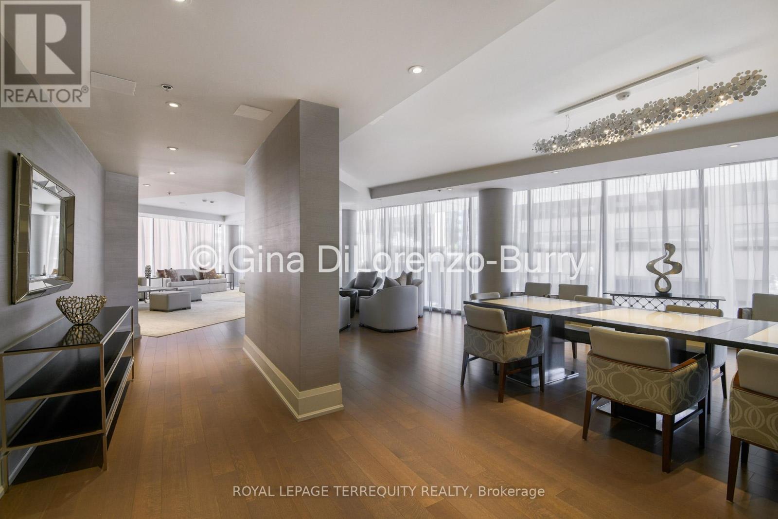 1804 - 88 Davenport Road, Toronto, ON - Indoor