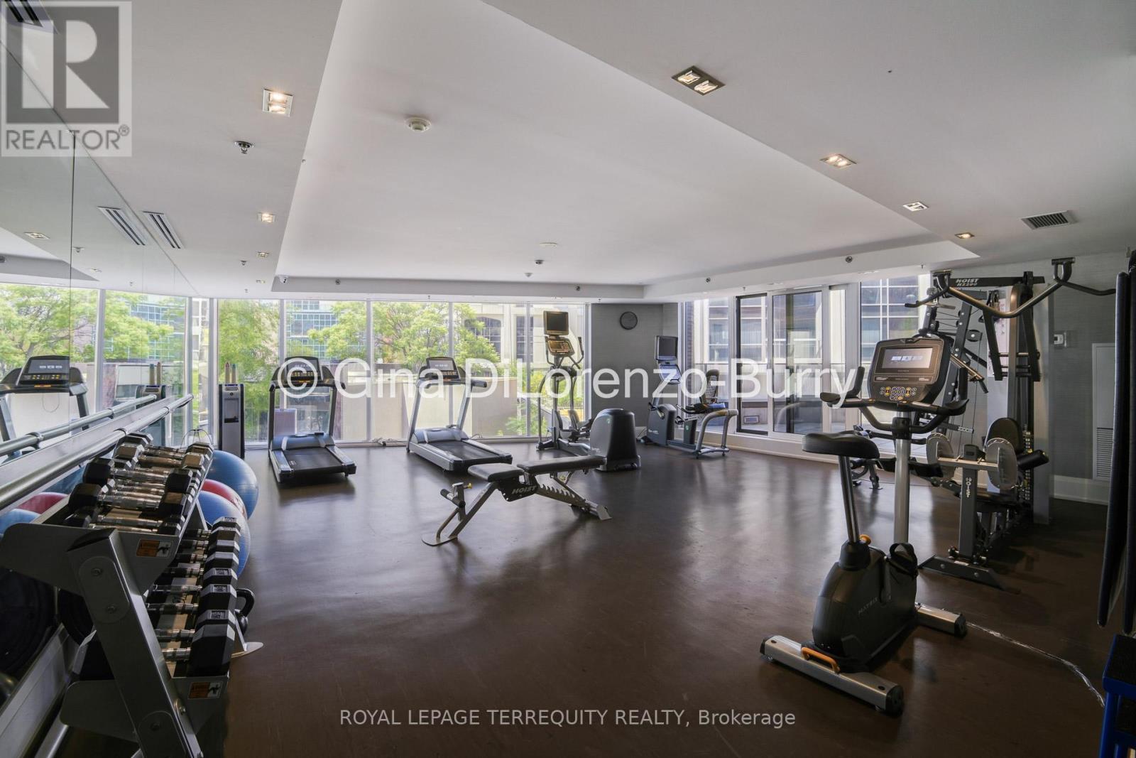 1804 - 88 Davenport Road, Toronto, ON - Indoor Photo Showing Gym Room