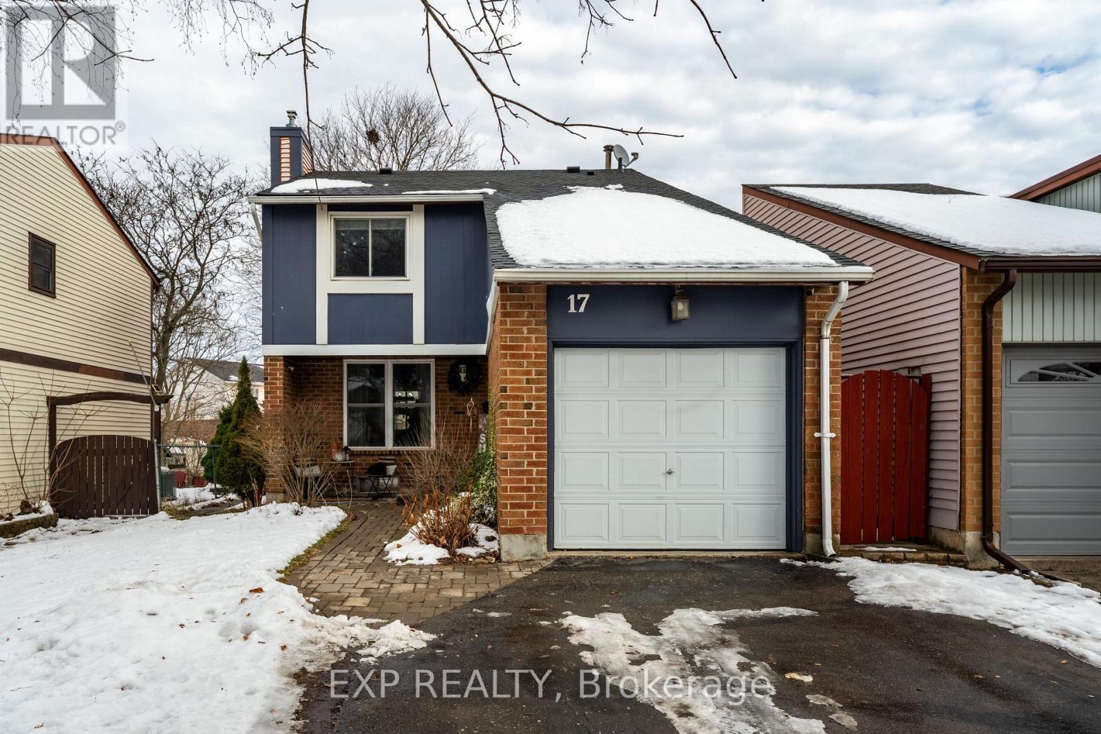 17 Glaceport Avenue, Hamilton, ON - Outdoor