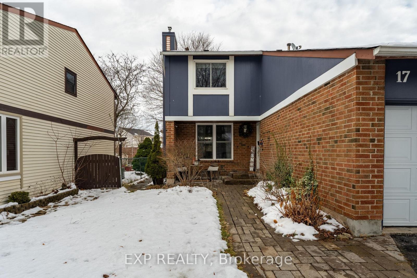 17 Glaceport Avenue, Hamilton, ON - Outdoor