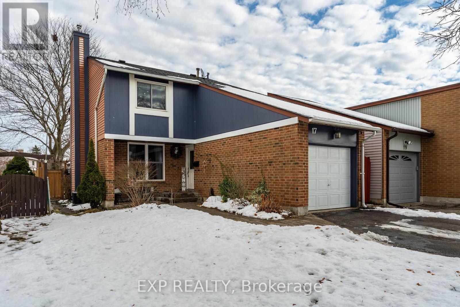 17 Glaceport Avenue, Hamilton, ON - Outdoor