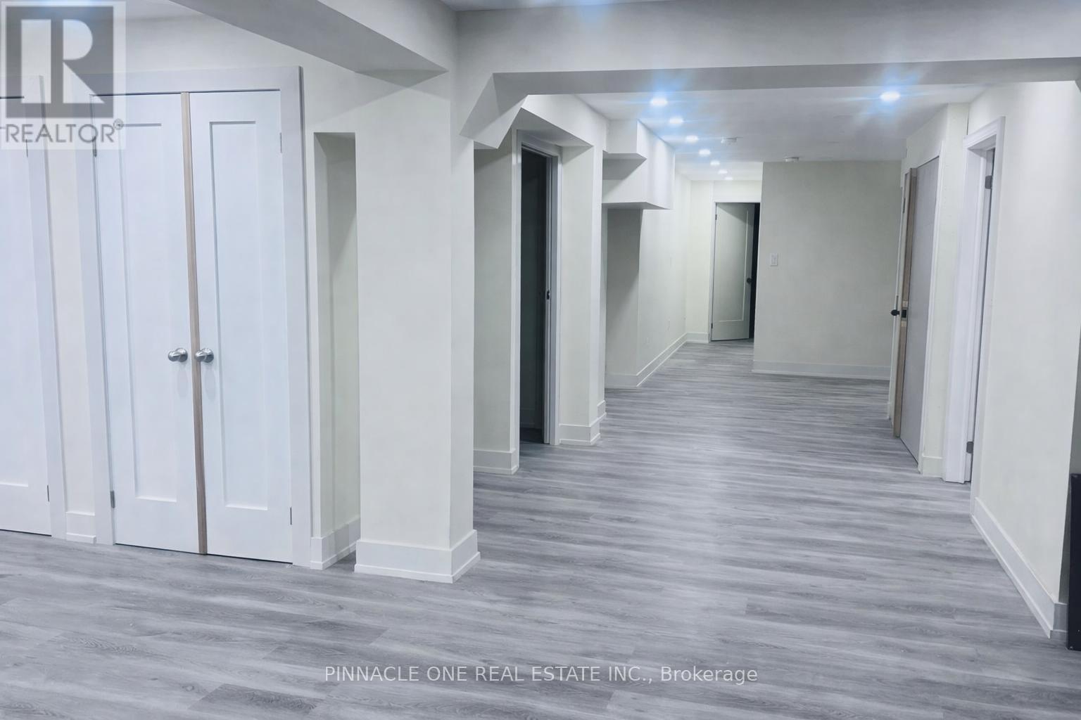 357 Mactier Drive, Vaughan, ON - Indoor Photo Showing Other Room