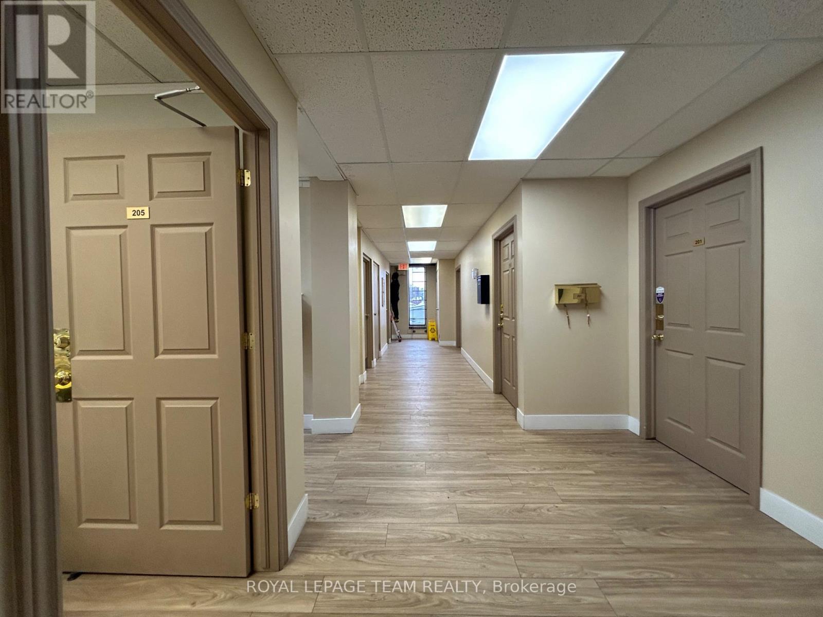 201 - 1695 Bank Street, Ottawa, ON