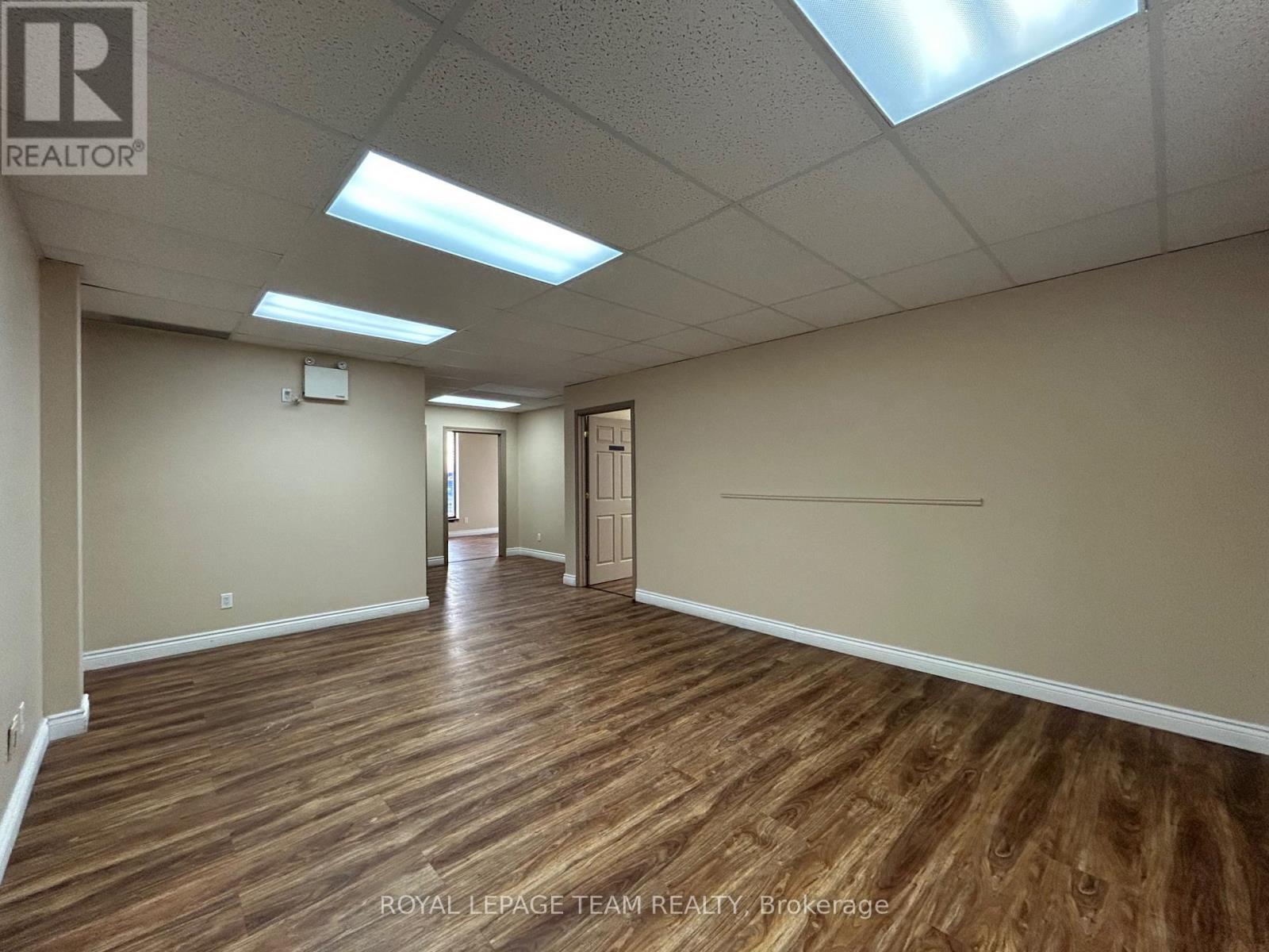 201 - 1695 Bank Street, Ottawa, ON