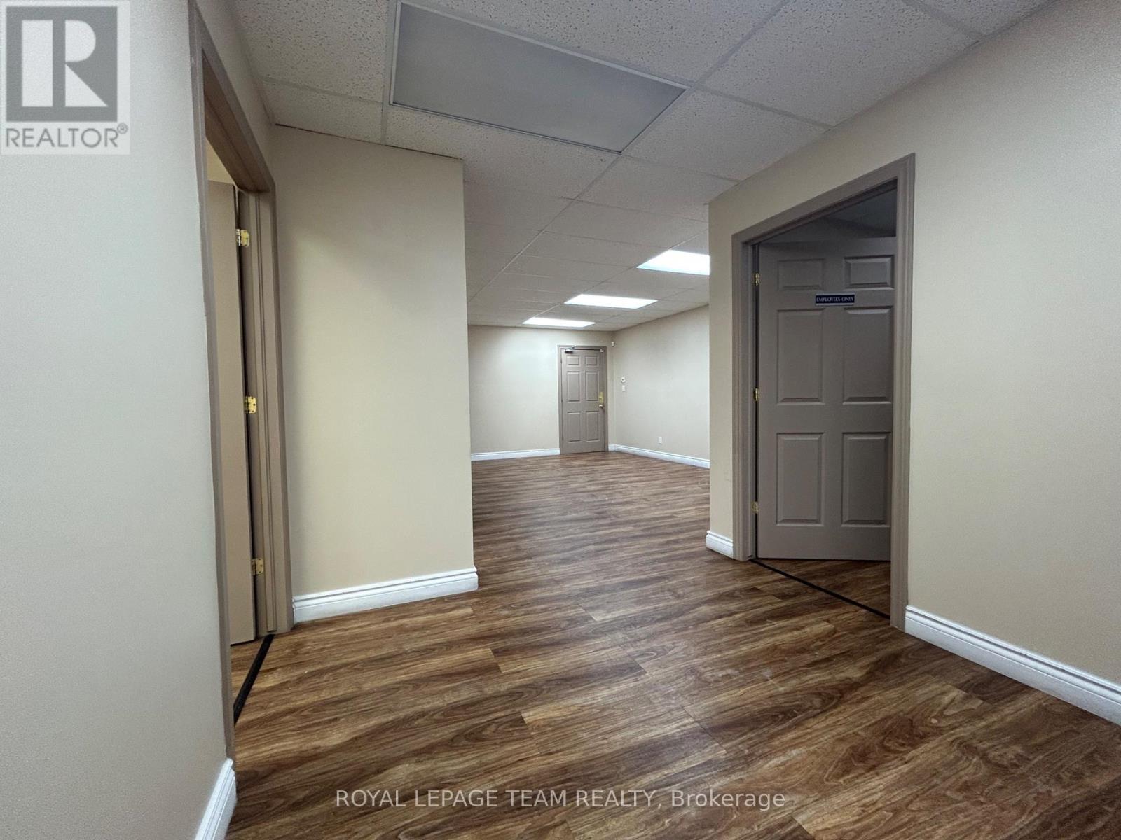 201 - 1695 Bank Street, Ottawa, ON