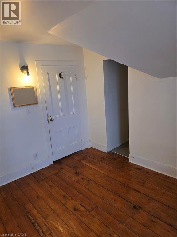 10 Centre Street, Elmira, ON - Indoor Photo Showing Other Room
