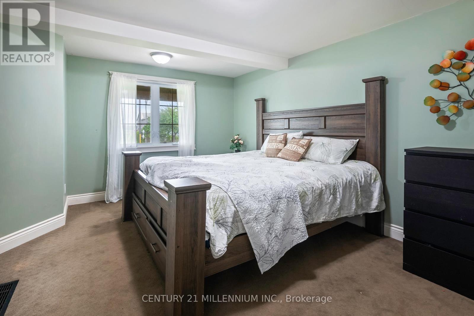 185452 Grey Road 9 Road, Southgate, ON - Indoor Photo Showing Bedroom