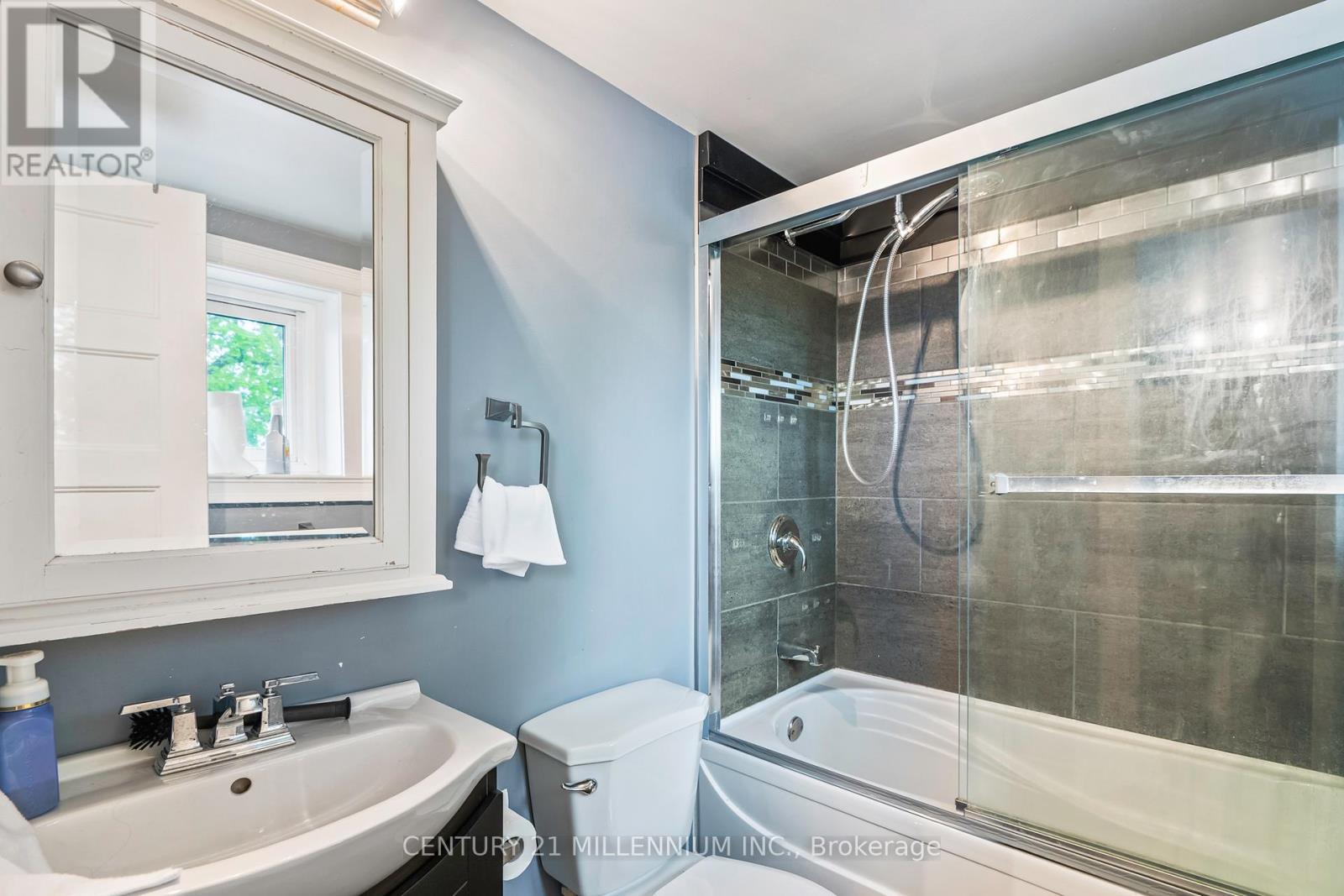 185452 Grey Road 9 Road, Southgate, ON - Indoor Photo Showing Bathroom