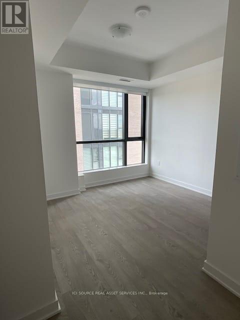 411 - 120 Eagle Rock Way, Vaughan, ON - Indoor Photo Showing Other Room