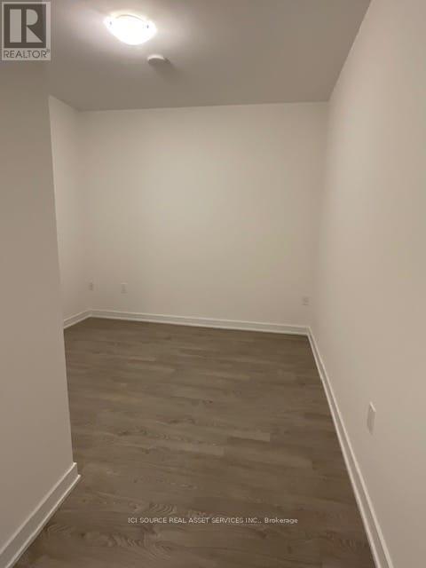 411 - 120 Eagle Rock Way, Vaughan, ON - Indoor Photo Showing Other Room