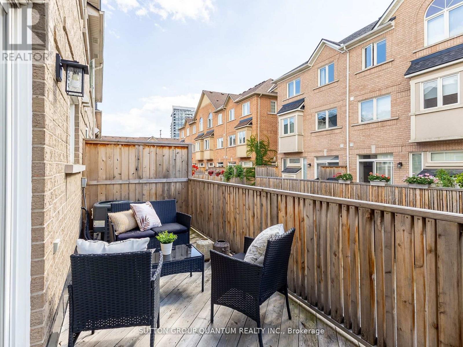 50 Rosewood Avenue, Mississauga, ON - Outdoor With Deck Patio Veranda With Exterior